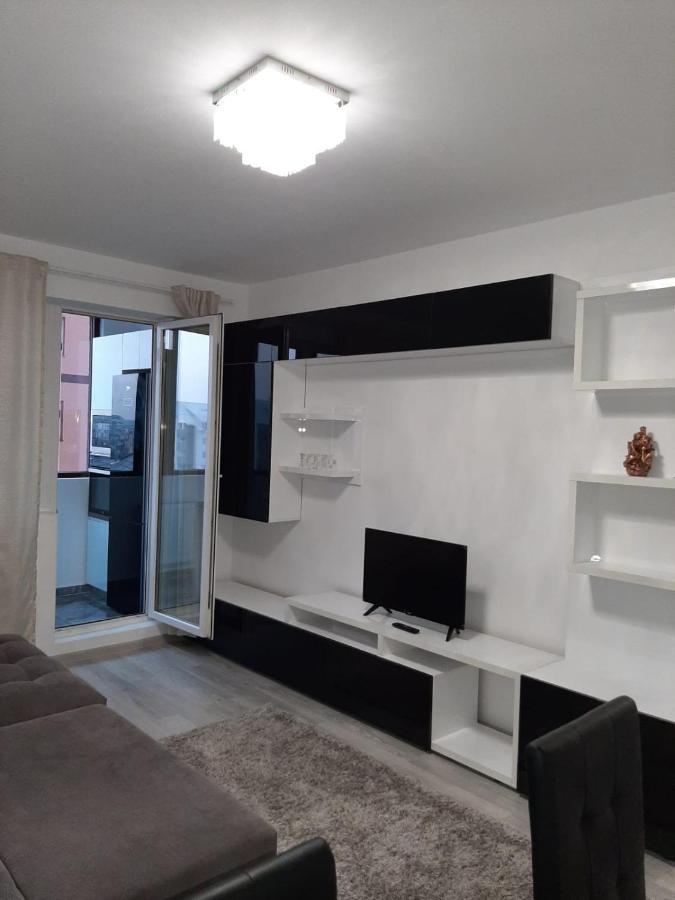 Luxury Daniel Apartament Residence Militari Rosu Ngoại thất bức ảnh