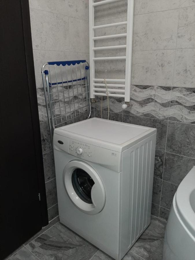 Luxury Daniel Apartament Residence Militari Rosu Ngoại thất bức ảnh